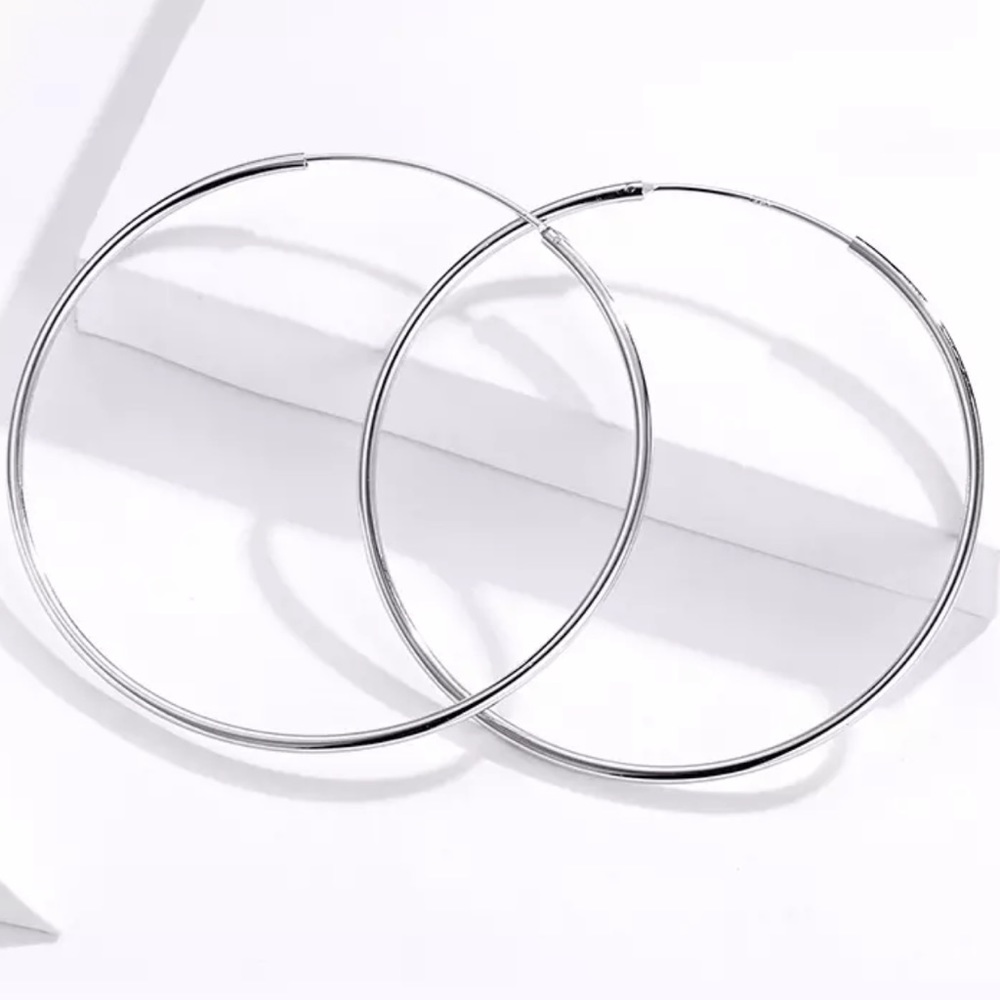 ✨925 Sterling Silver Hoop Earrings✨